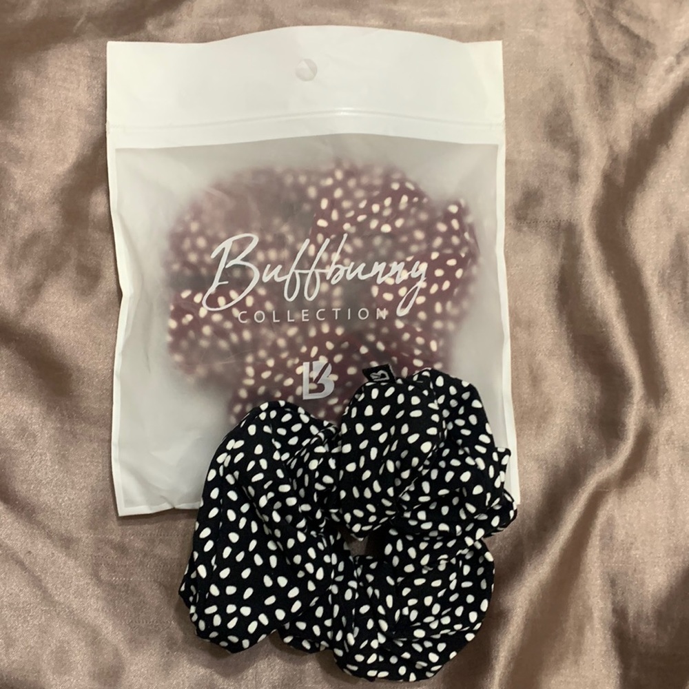 Buffbunny vineyard red & black and white bossy print scrunchies!